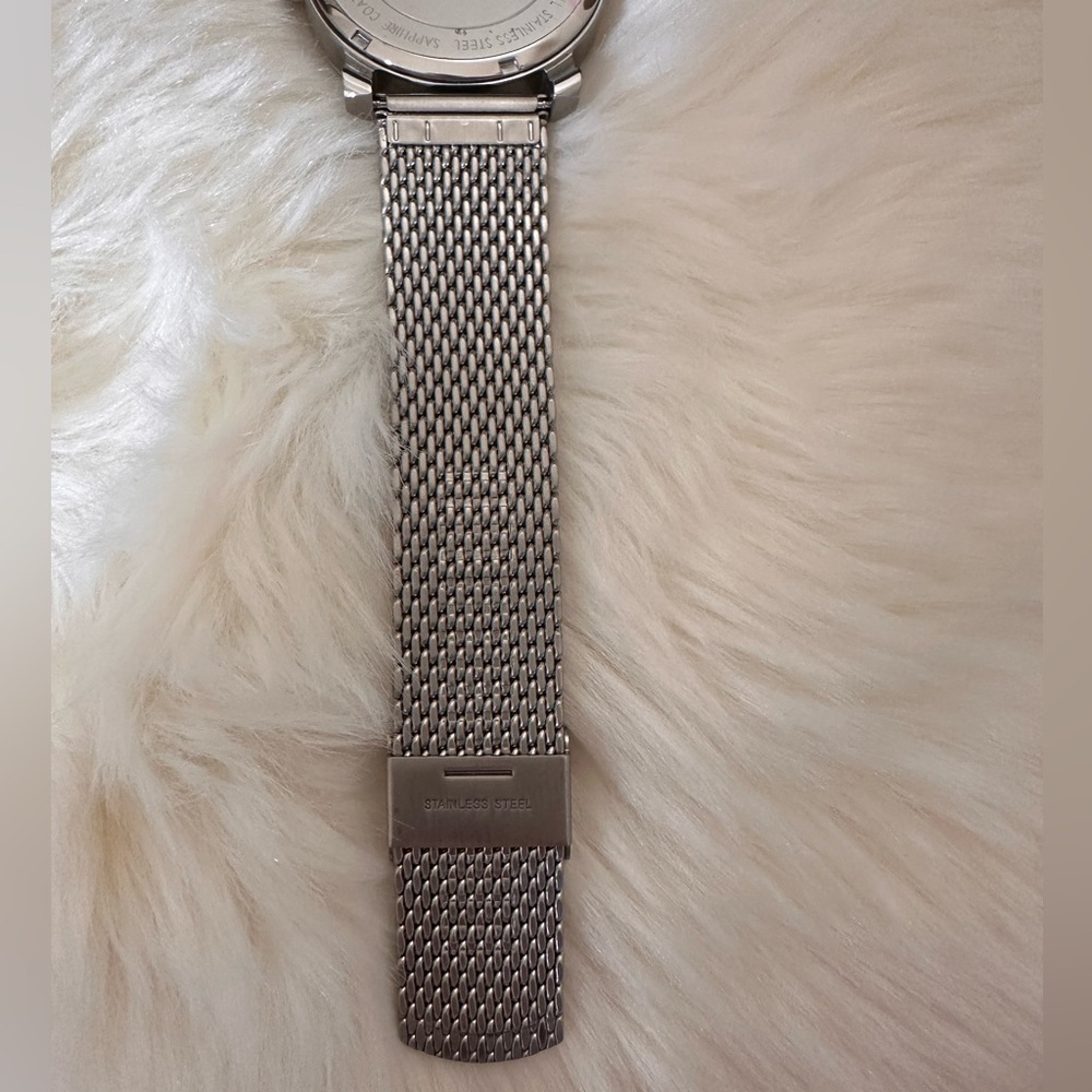 Wenger Stainless Steel Mesh Silver Dial White Watch with Date 1021.103 NWOT - Picture 8 of 10